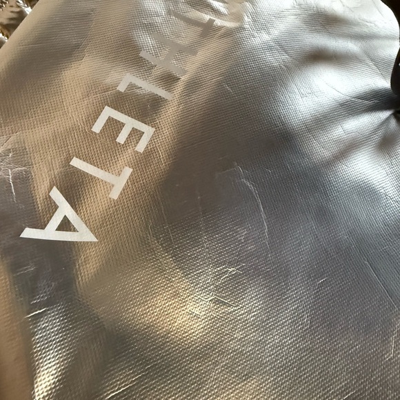 Lululemon Athletica Assorted Tote Bags - Red, Blue, Green, Silver - Picture 5 of 14